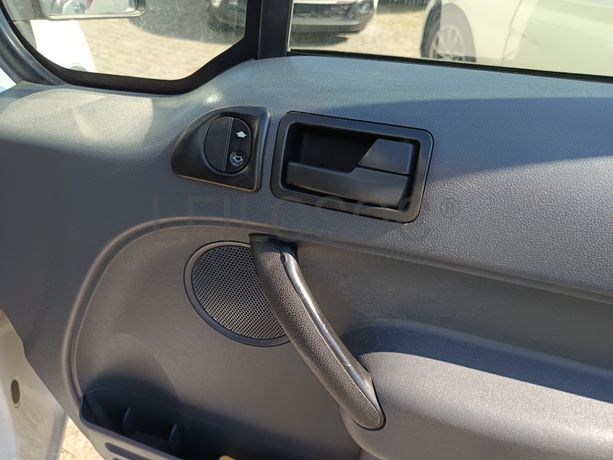 Ford Transit Connect · Ano 2009