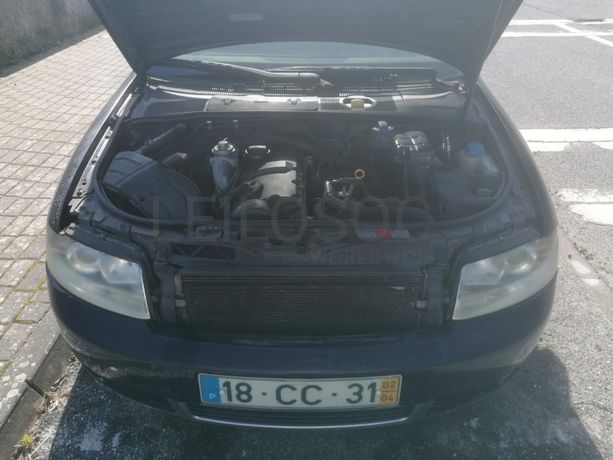 Audi A4 1.9 TDI · Ano 2002