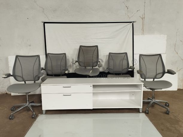 Cadeiras giratórias | Rack para TV