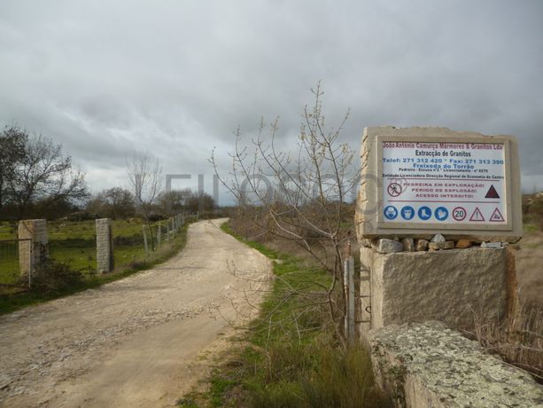 Terreno com 1,4 hectares · Figueira de Castelo Rodrigo