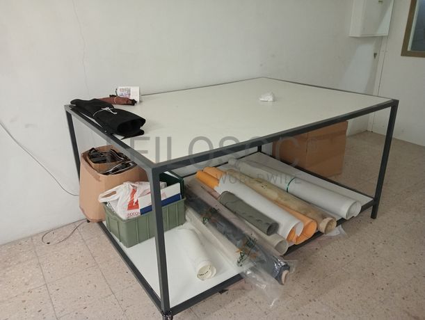 Equipamentos de Escritório · Mobiliário