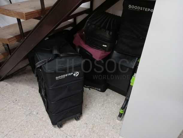 Equipamentos de Escritório · Mobiliário