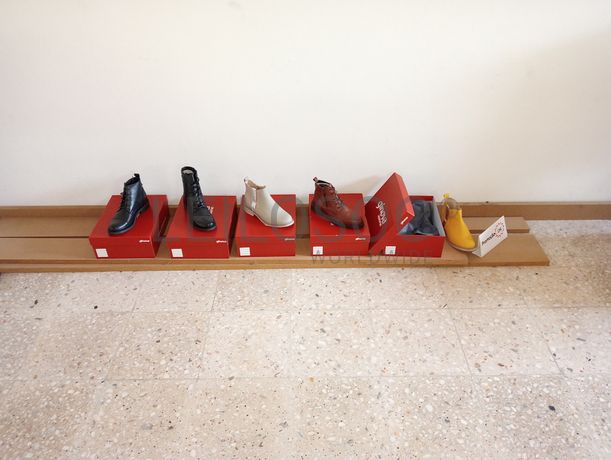 Equipamentos de Escritório · Mobiliário