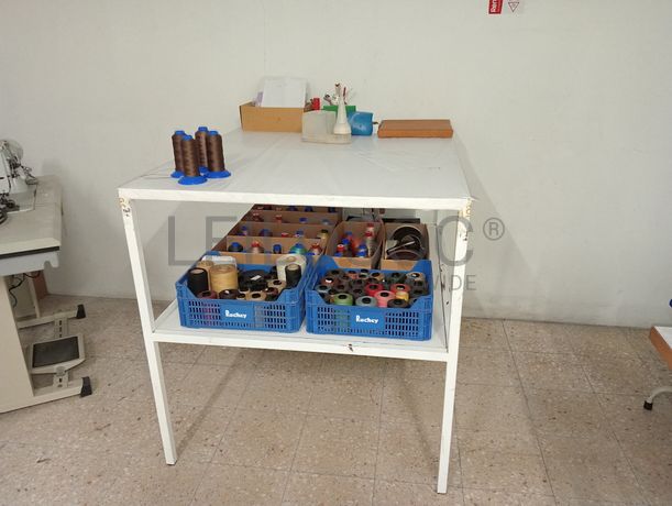 Equipamentos de Escritório · Mobiliário