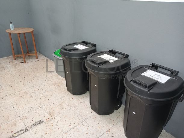 Equipamentos de Escritório · Mobiliário