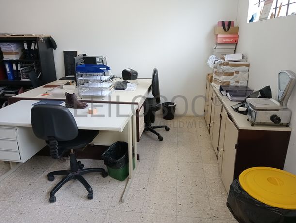 Equipamentos de Escritório · Mobiliário