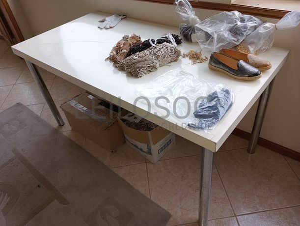 Equipamentos de Escritório · Mobiliário