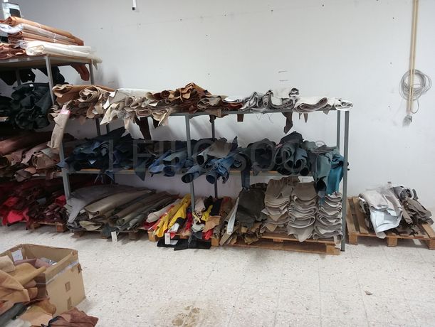 Estantes industriais · Stock