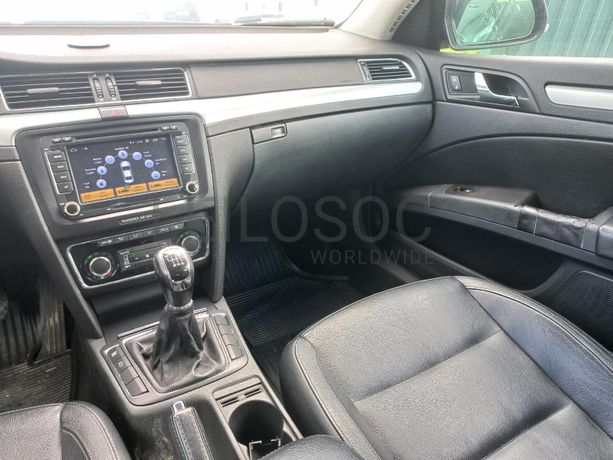 Škoda Superb 3t 2.0 TDI · Ano 2008