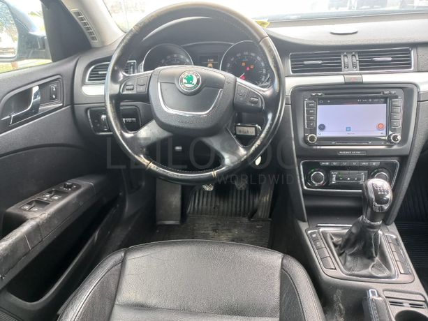 Škoda Superb 3t 2.0 TDI · Ano 2008