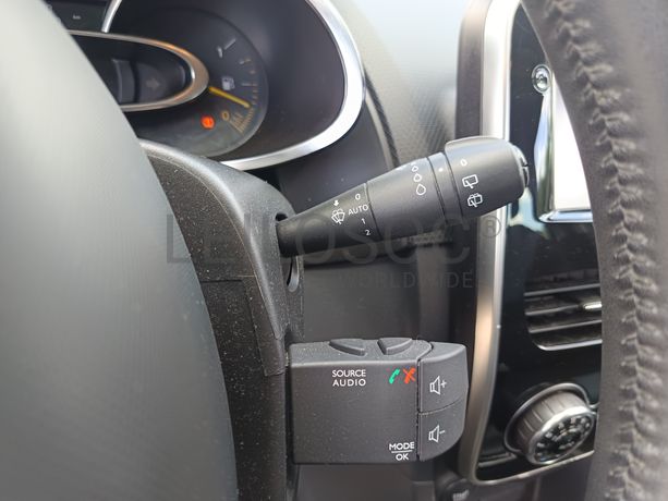 Renault Clio · Ano 2015