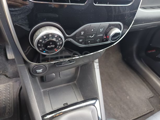 Renault Clio · Ano 2015