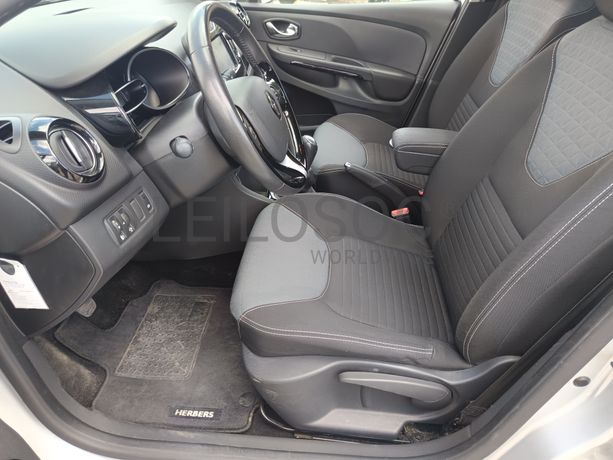 Renault Clio · Ano 2015