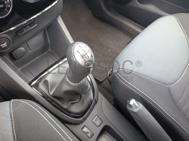 Renault Clio · Ano 2015