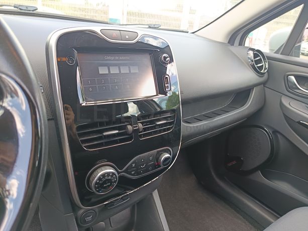 Renault Clio · Ano 2015