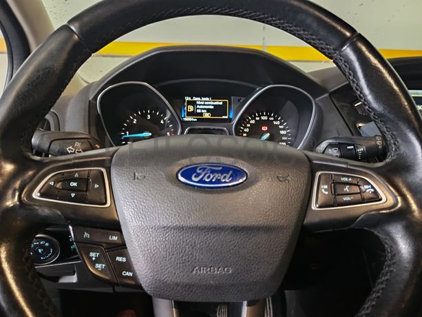 Ford Focus · Ano 2015