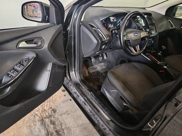 Ford Focus · Ano 2015