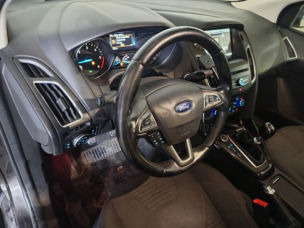 Ford Focus · Ano 2015