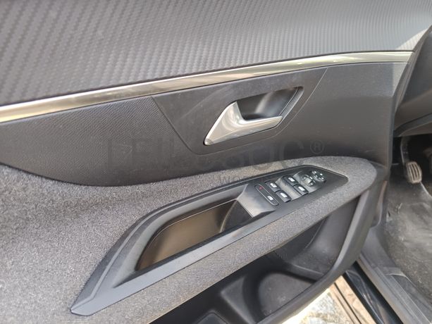 Peugeot 3008 · Ano 2019