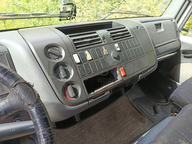 Mercedes-Benz Atego 815 · Ano 1999