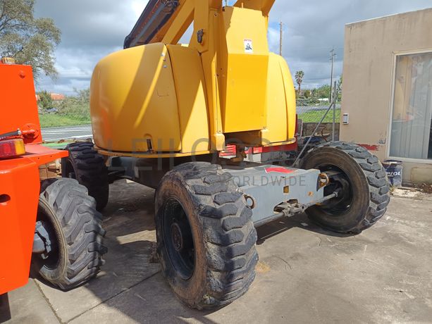 Plataforma Elevatória Haulotte · Ano 2004