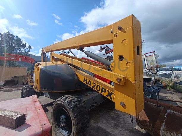 Plataforma Elevatória Haulotte · Ano 2004