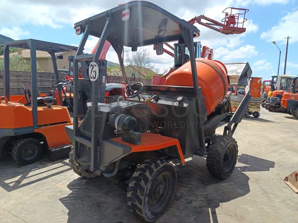 Autobetoneira Piquersa · Ano 2005