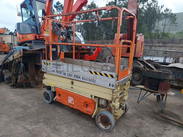 Plataforma Elevatória JLG ·Ano 2014