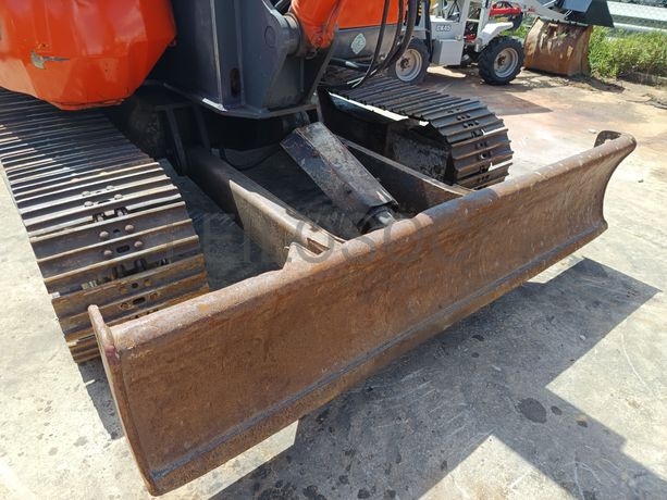 Mini Giratória Kubota · Ano 2000