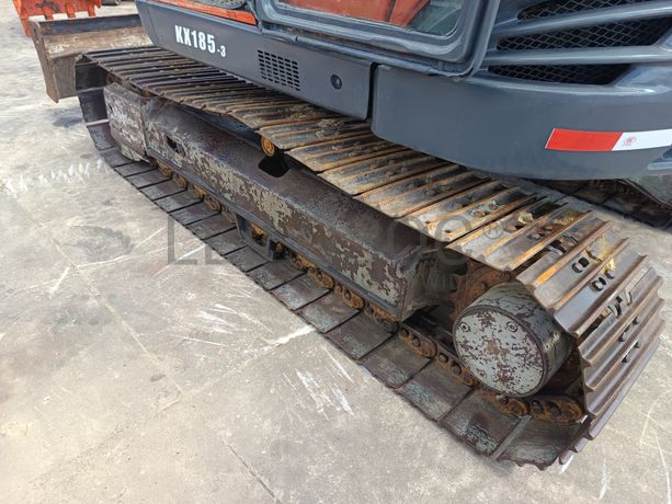 Mini Giratória Kubota · Ano 2000