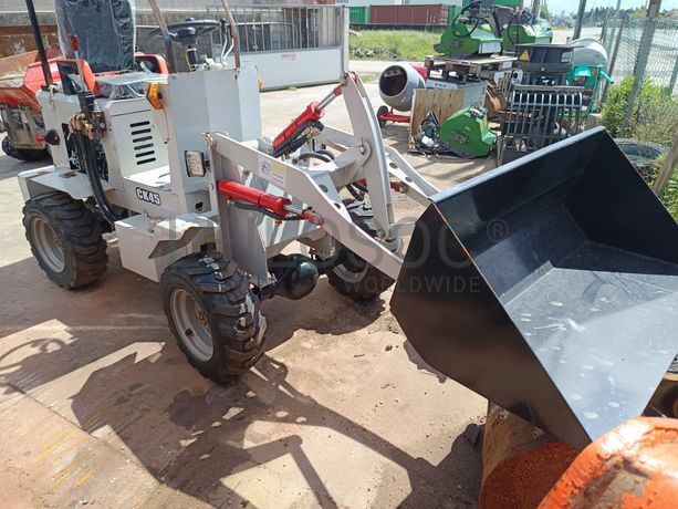 Pá Carregadora Whell loader · Ano 2024