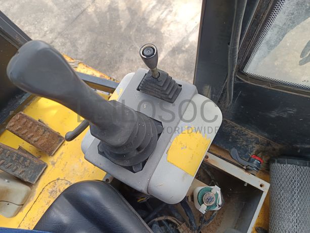 Mini Retroescavadora Palazzani · Ano 2003