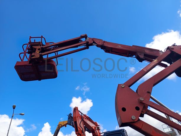 Plataforma Elevatória Haulotte · 2007