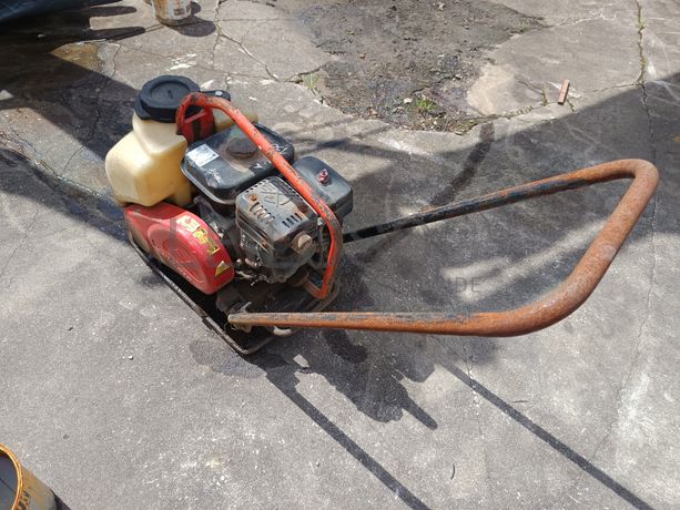 Placa compactadora Mikasa