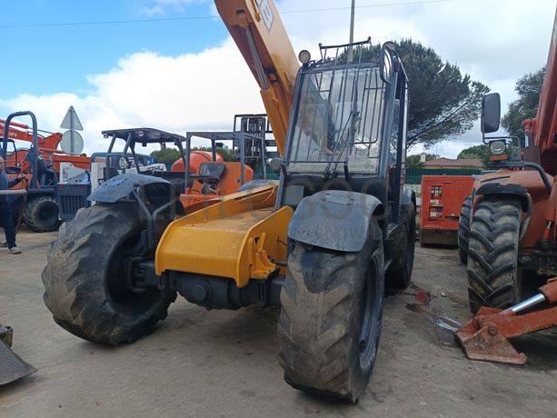 Equipamentos de Construção Civil · Veículos