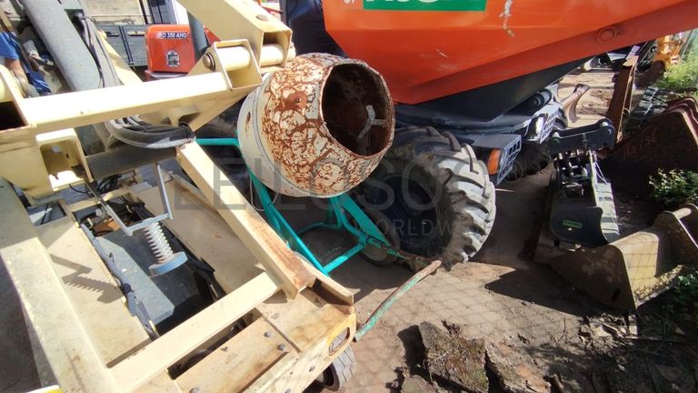 Equipamentos de Construção Civil · Veículos