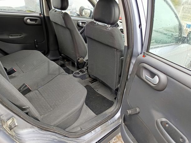 Opel Corsa · Ano 2003