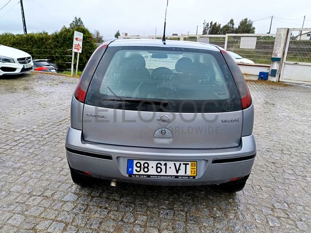 Opel Corsa · Ano 2003