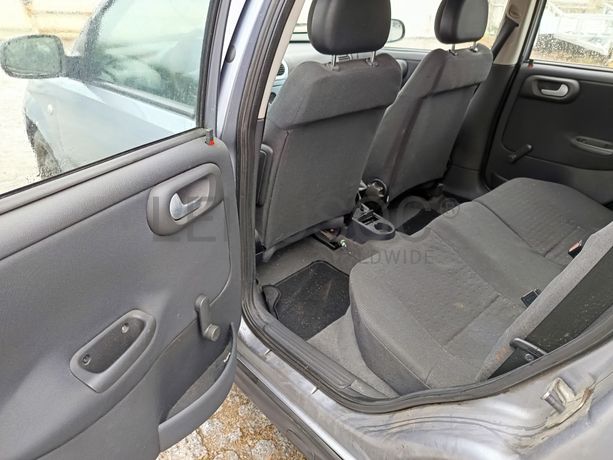 Opel Corsa · Ano 2003