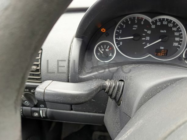 Opel Corsa · Ano 2003