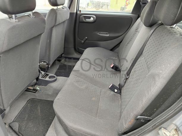 Opel Corsa · Ano 2003