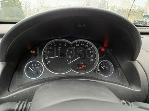 Opel Corsa · Ano 2003