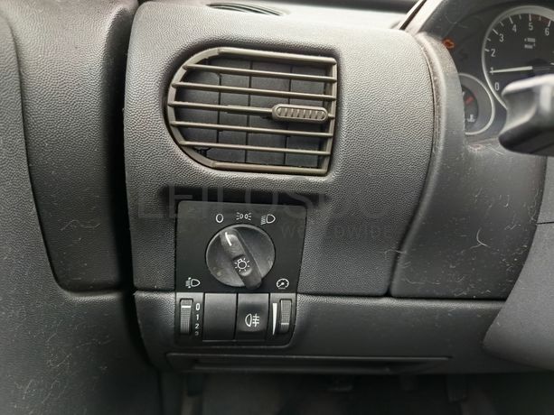 Opel Corsa · Ano 2003