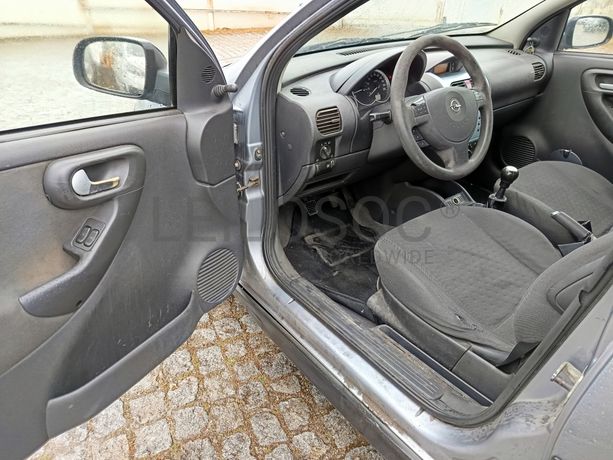 Opel Corsa · Ano 2003