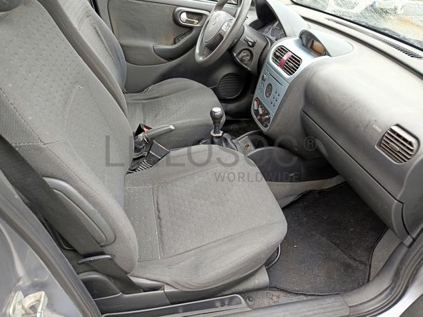 Opel Corsa · Ano 2003