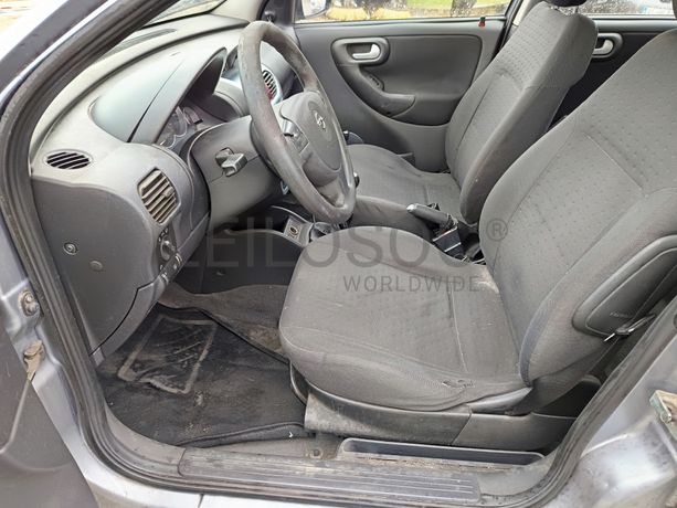 Opel Corsa · Ano 2003