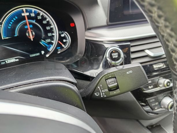 BMW 530 eDrive · Ano 2018