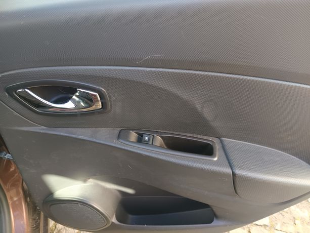 Renault Clio · Ano 2014