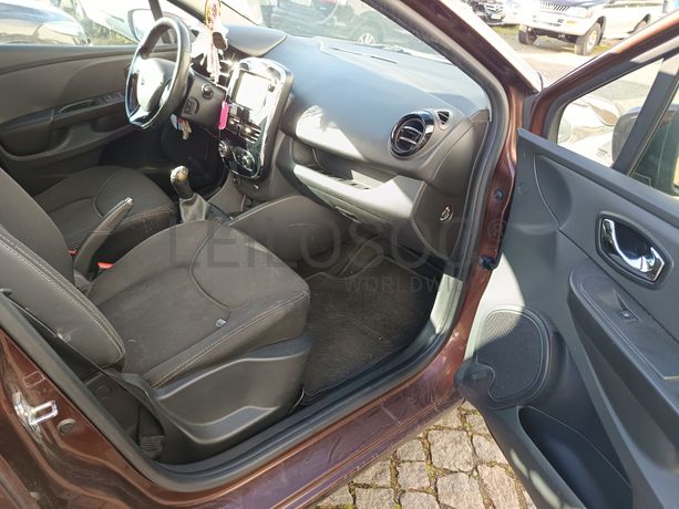 Renault Clio · Ano 2014