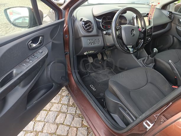 Renault Clio · Ano 2014